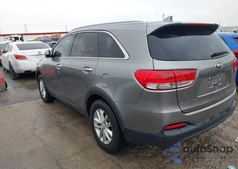 2017 Kia Sorento 2.4L Lx z USA, uszkodzony, nr VIN 5XYPG4A34HG302570
